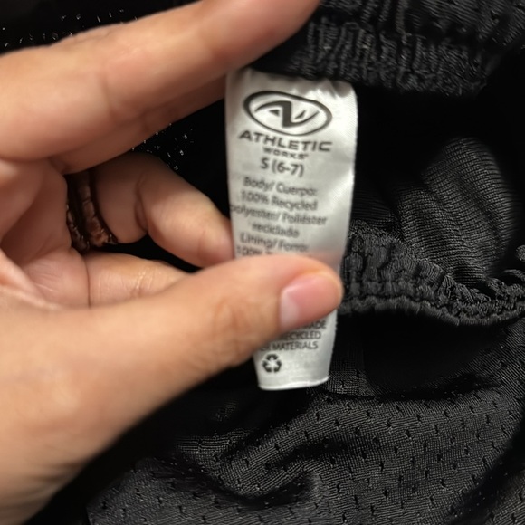 Bundle: Athletic works boy shorts and short sleeve tee - Picture 4 of 7